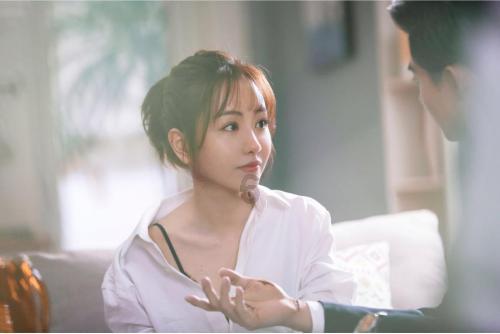 “名门痞女”洪晃：揭开上流社会的阴暗面，这些人有多虚伪？